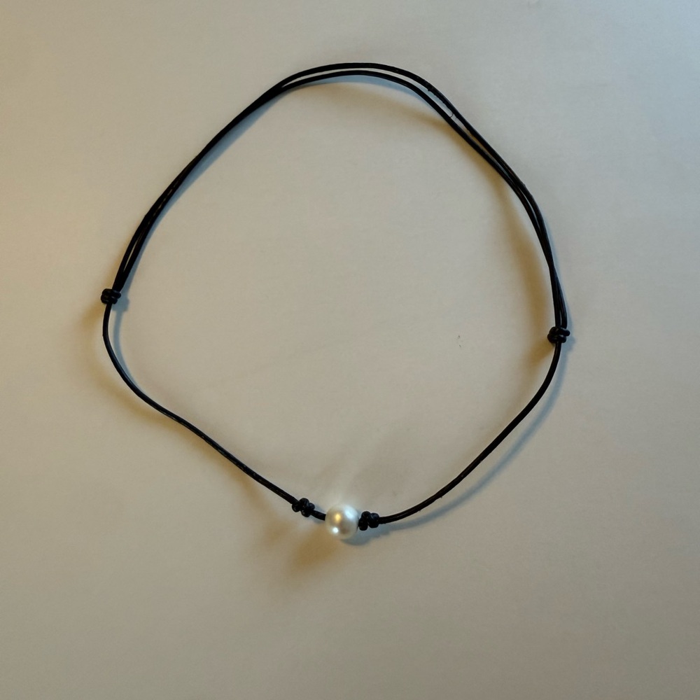 Three Pack Puka Shell Necklace - Picture 3 of 9